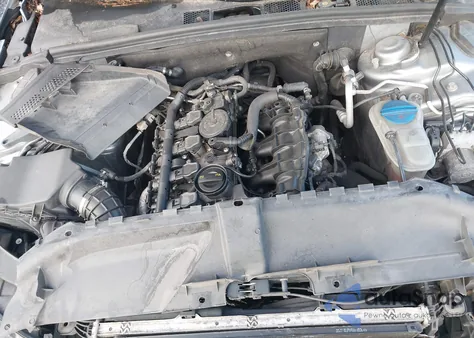 2011 Audi A4 2.0T Premium z USA, uszkodzony, nr VIN WAUWFAFL1BA166893